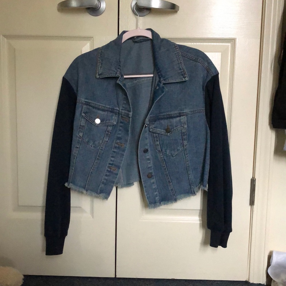 Sweatshirt sleeve jean jacket